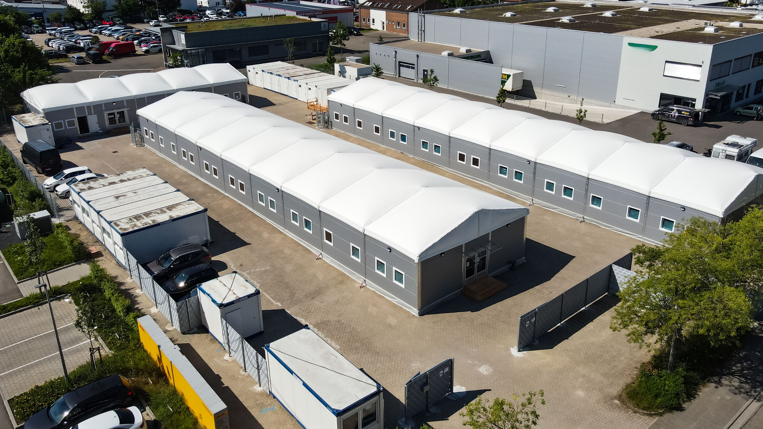 Vogelperspektive auf eine Wohnanlage für Flüchtlinge