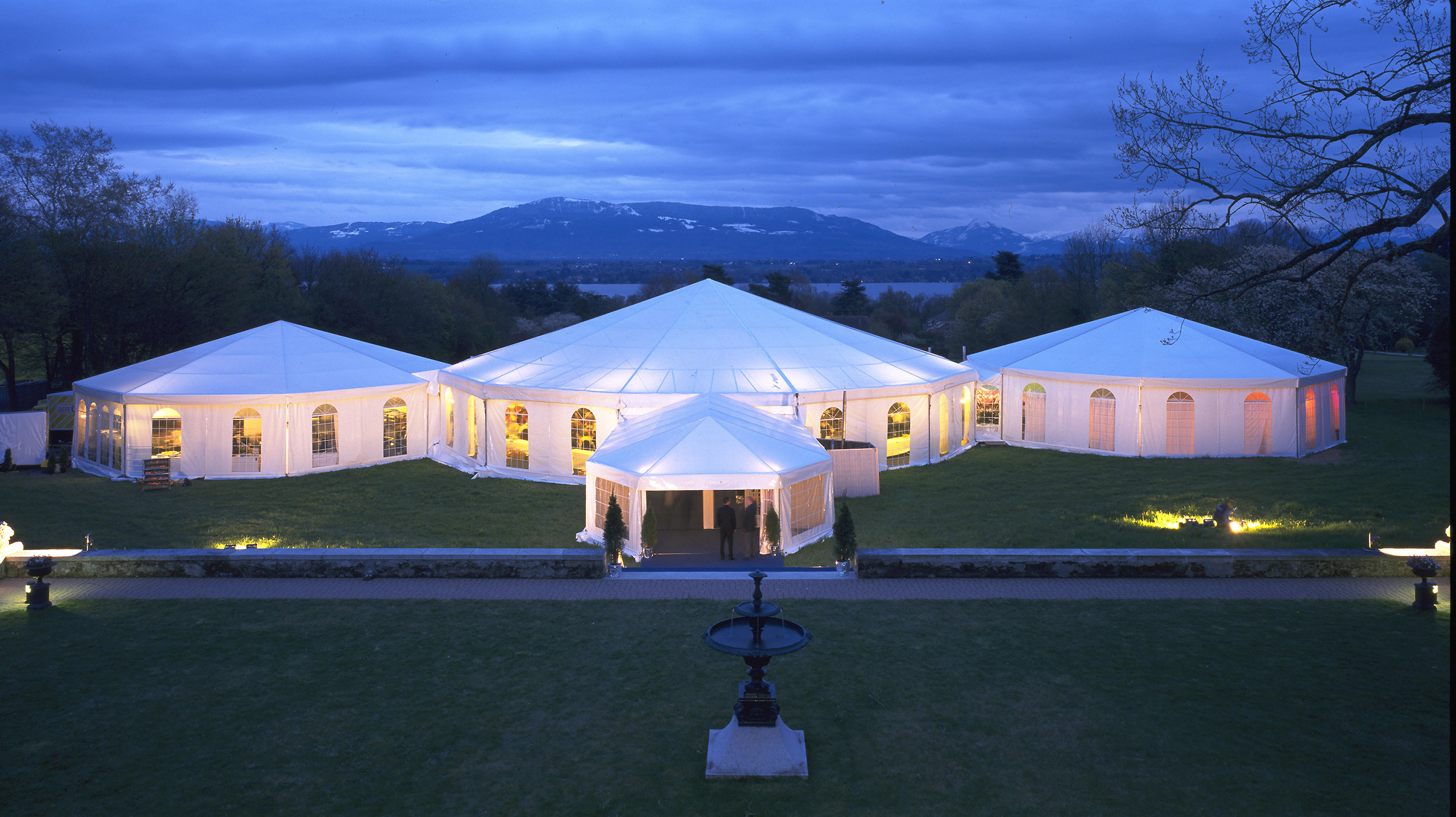 Large Marquees B-TENTS