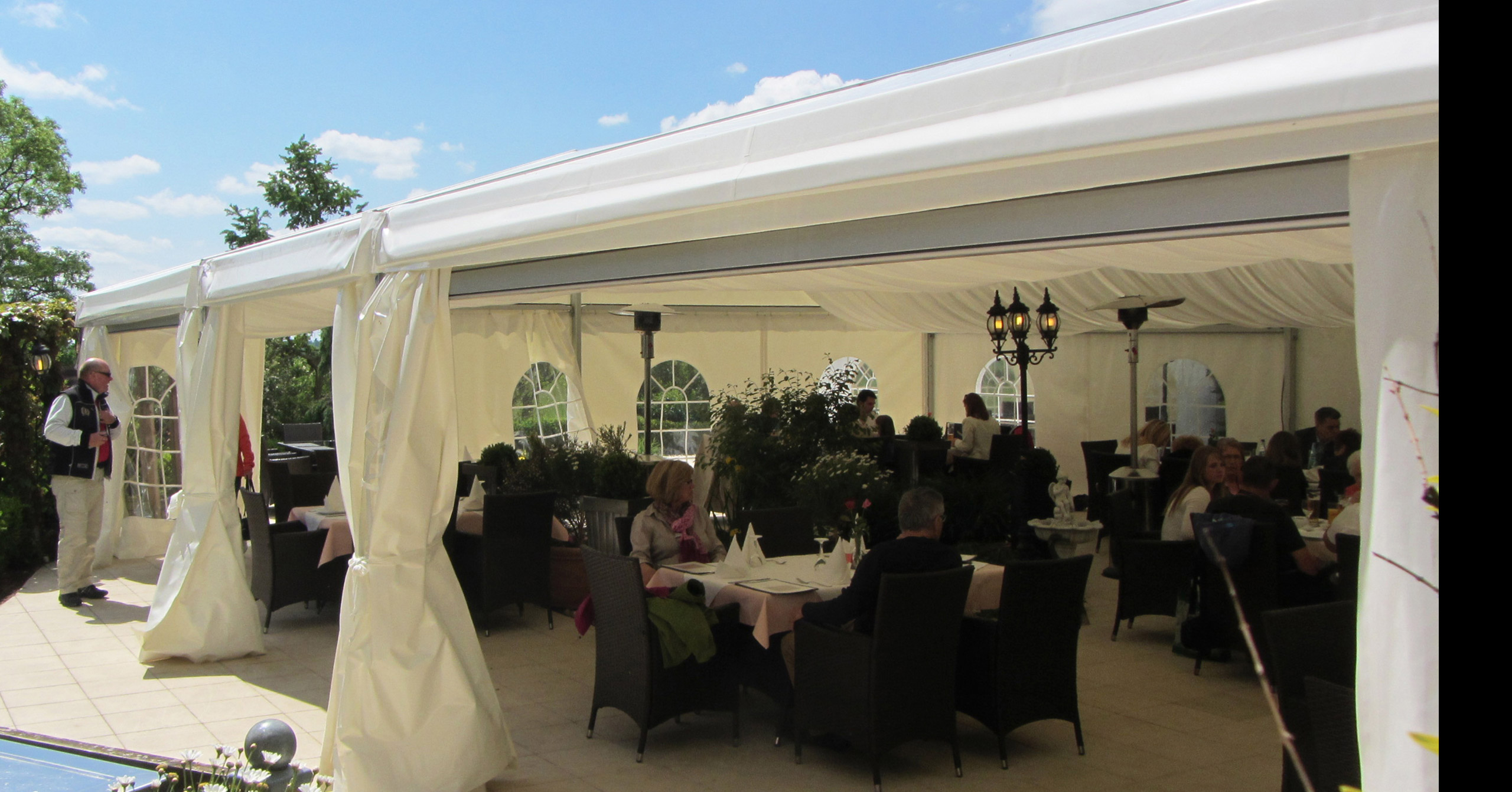 Röder H-Tents Holiday Hexagonal Marquee